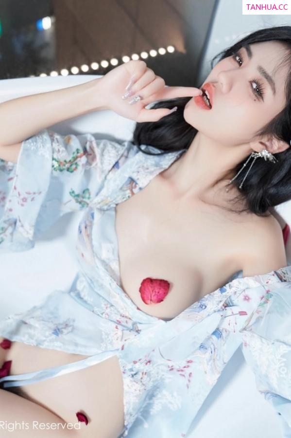 李浅浅  [XiuRen]高清写真图 2023.06.15 No.6924 浅浅Danny 丝袜美腿第77张图片